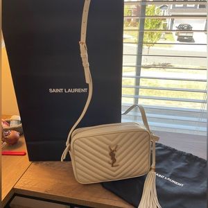 💯 Authentic Like New Saint Laurent LOU CAMERA BAG IN QUILTED LEATHER